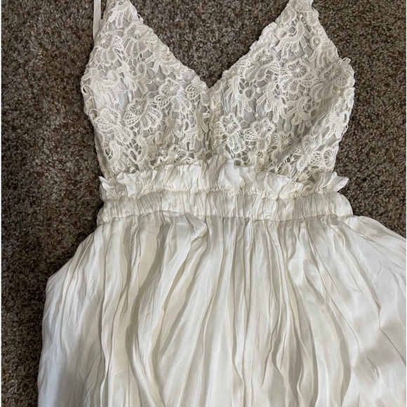 New✨soft white backless boho dress w/ crochet top & adjustable straps• XS - Picture 8 of 10